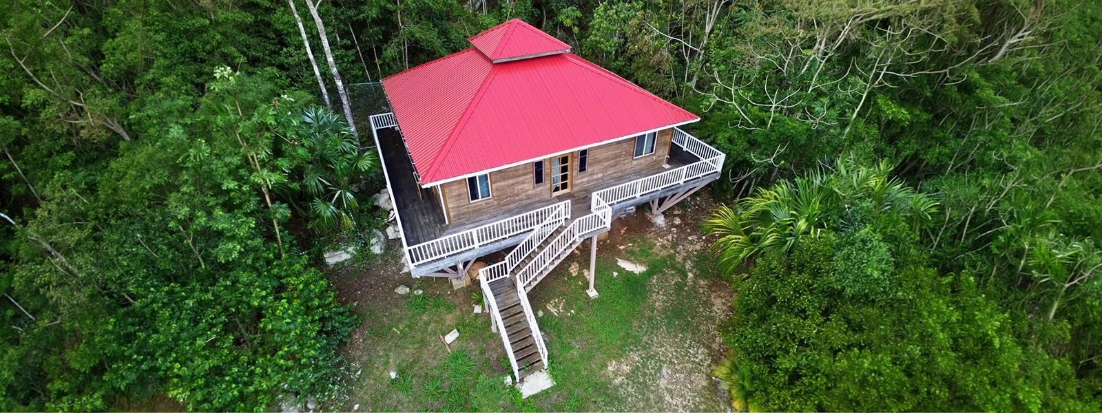 Move-in ready House on 2 acres in Agua Viva